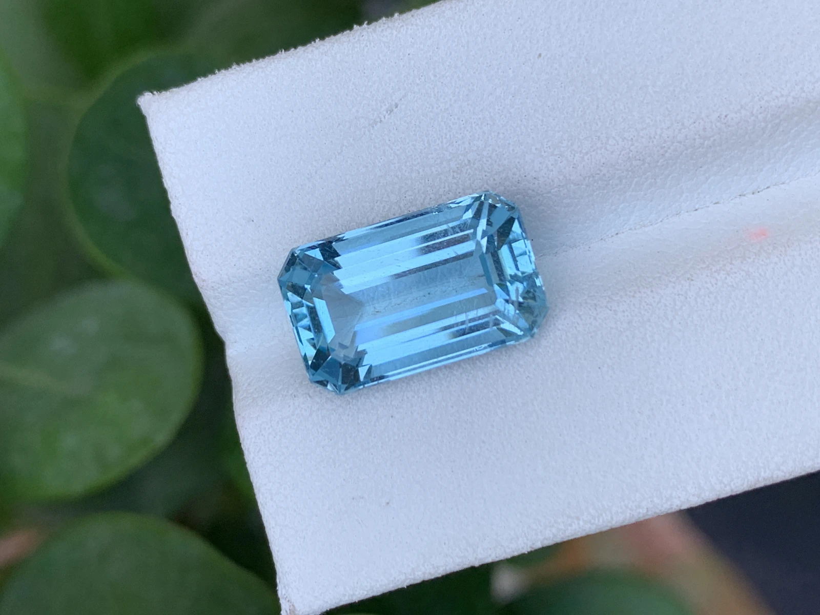 7.42ct Natural Blue Aquamarine Emerald Cut Loose Gemstone — view 1
